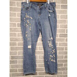 TORRID Women's Distressed Floral Embroidered BoyFriend  Jeans Size 14R‎